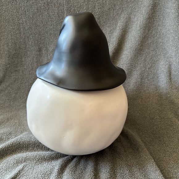 Rae Dunn gnome table top large SPOOKY GNOME - Picture 3 of 4